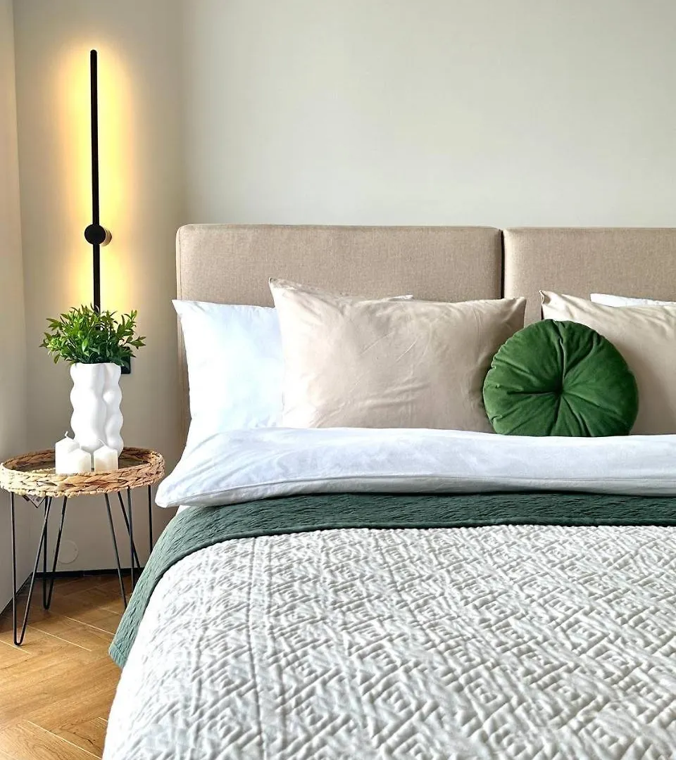 Yourhome - #179 Комфорт Сити Almaty Apartment
